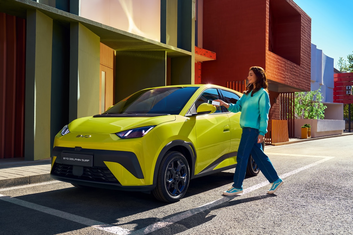 BYD, l’auto si apre con lo smartphone: addio alla chiave tradizionale