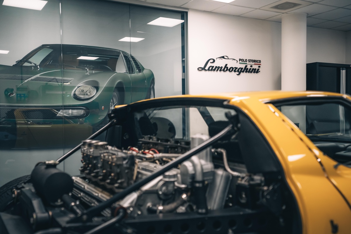 Lamborghini e Pirelli celebrano 10 anni di heritage automobilistico Lamborghini e Pirelli celebrano 10 anni di heritage automobilistico