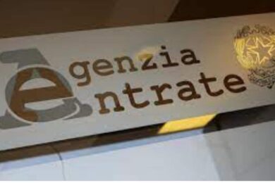 Dichiarazione IVA 2025, ultima chiamata per i ritardatari: da martedì scatta la mazzata. Come inviarla