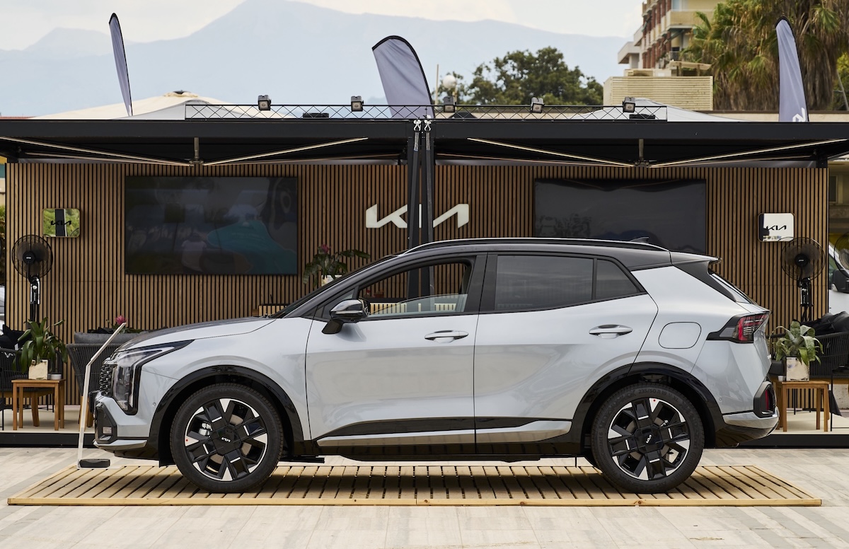 Kia Roadshow 2025: Il futuro elettrico a portata di mano in 27 tappe italiane Kia Roadshow 2025: Il futuro elettrico a portata di mano in 27 tappe italiane