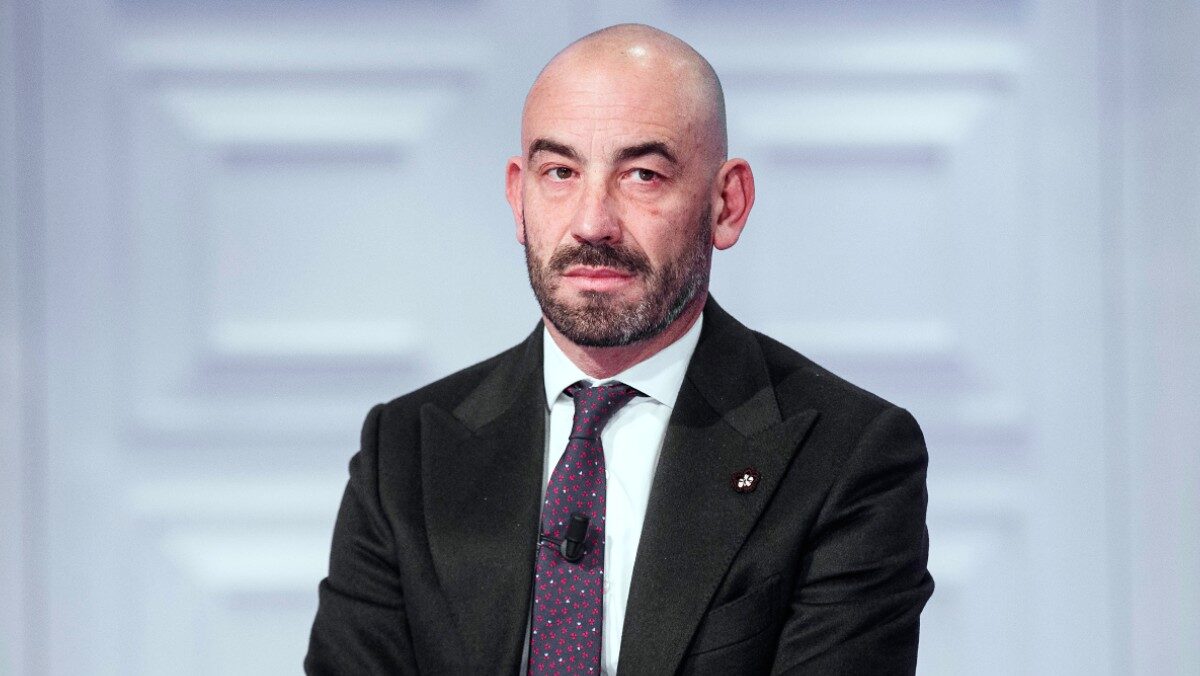 Allarme Ebola, Bassetti avverte: “La Lombardia ha superato il test, ma ho dubbi sul resto d’Italia. E rispetto al Covid…” Allarme Ebola, Bassetti avverte: “La Lombardia ha superato il test, ma ho dubbi sul resto d’Italia. E rispetto al Covid…”