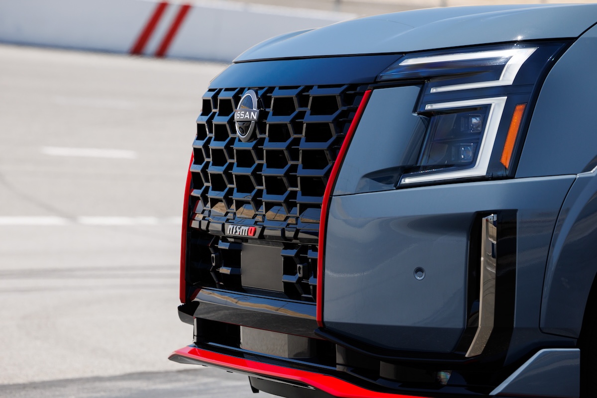 Nissan Armada NISMO, tecnologia racing e comfort in un design audace Nissan Armada NISMO, tecnologia racing e comfort in un design audace