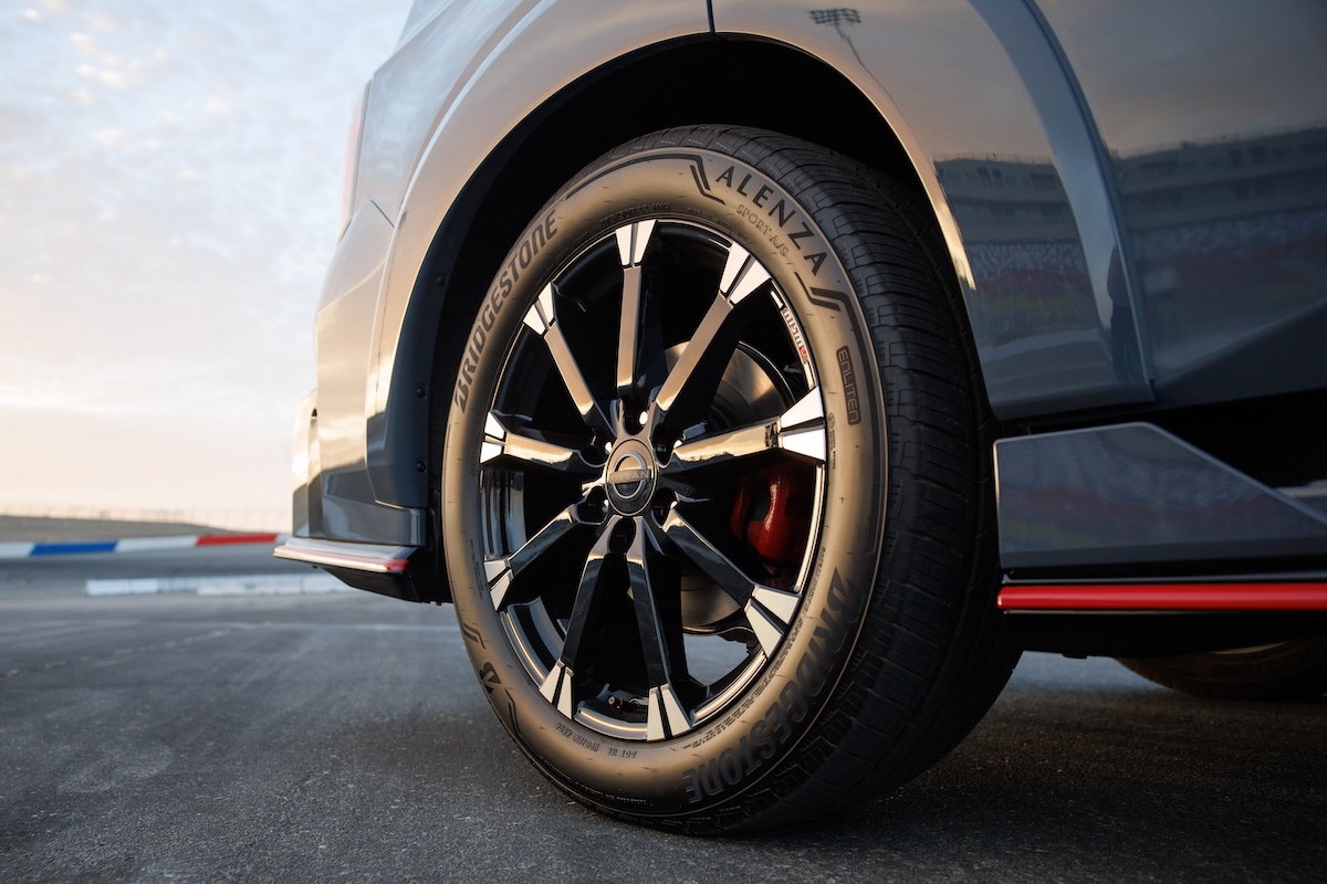 Nissan Armada NISMO, tecnologia racing e comfort in un design audace Nissan Armada NISMO, tecnologia racing e comfort in un design audace
