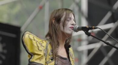 Lucio Corsi porta poesia e rock al No Borders Music Festival