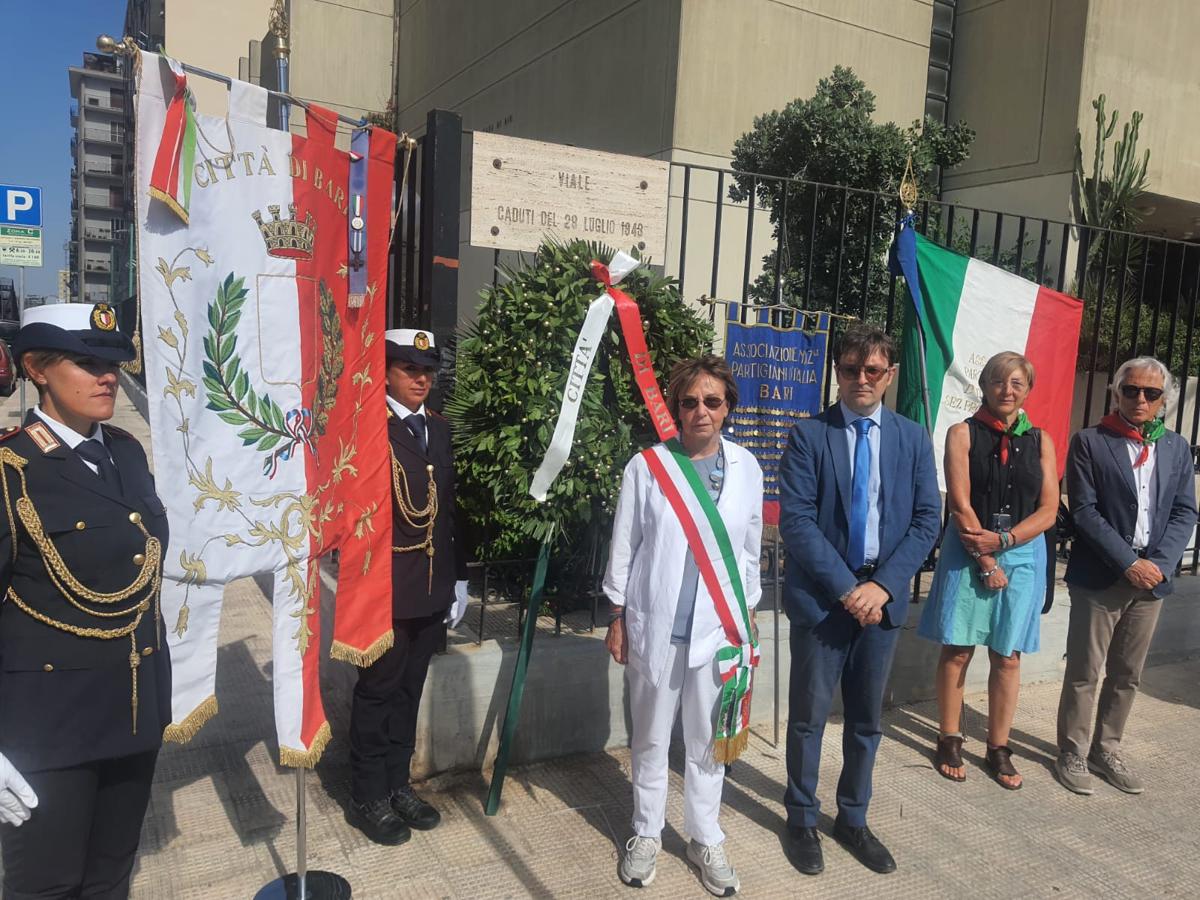 Bari, 82° anniversario della strage di via Dell’Arca: le celebrazioni del Comune