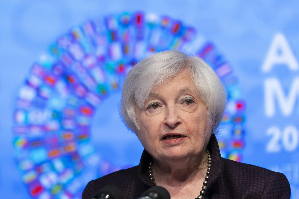 Fmi, i dazi non fanno così paura (ma i rischi esistono): alzate le stime di crescita per l’Italia a +0,5% Fmi, i dazi non fanno così paura (ma i rischi esistono): alzate le stime di crescita per l’Italia a +0,5%