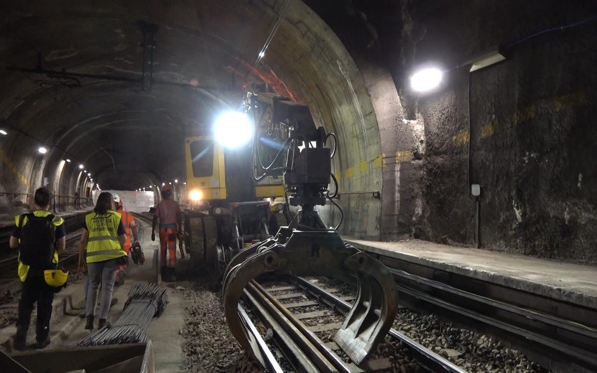 Milano, 60 operai al lavoro H24 nel cantiere della M2 chiusa per ammodernamento