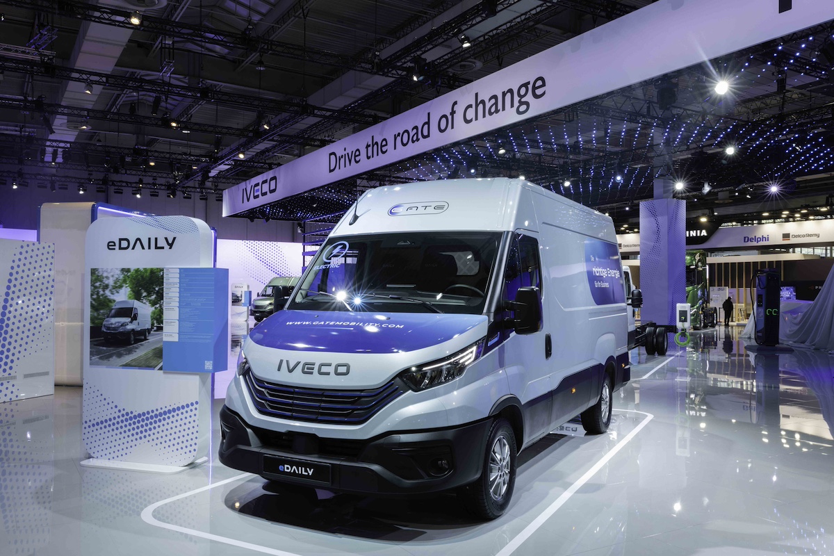 Non solo l’accordo con Leonardo. L’indiano Tata Motors acquisisce il gruppo Iveco per 3,8 miliardi di euro Non solo l’accordo con Leonardo. L’indiano Tata Motors acquisisce il gruppo Iveco per 3,8 miliardi di euro