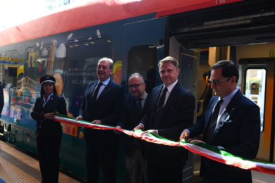 Gruppo FS: nuova livrea del Leonardo Express a supporto della candidatura UNESCO della cucina italiana