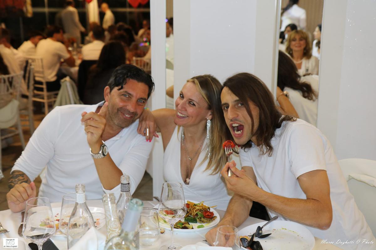 Sylvie Lubamba, Chiappucci, i tentatori di Temptation Island 2025… le star al White Dinner Water Show 2025