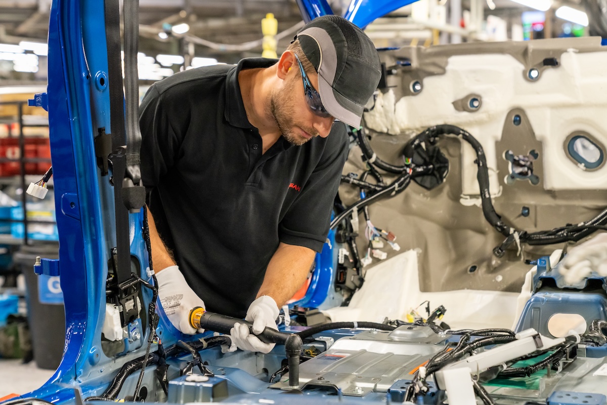 Terremoto Nissan in Europa: scattano i tagli, sindacati sul piede di guerra Terremoto Nissan in Europa: scattano i tagli, sindacati sul piede di guerra