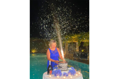Monica Setta, torta Dior e 61 bottiglie di champagne per il favoloso compleanno in masseria. FOTO