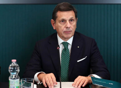 Bper accelera dopo l’Ops su Sondrio: semestre da primato con 903,5 milioni di utile netto (+29,5%)