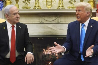 Sfuriata di Trump con Netanyahu: “Basta negare la carestia a Gaza”– La telefonata infuocata del presidente Usa