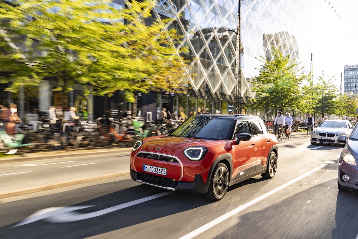 Alla IAA 2025, MINI svela due esclusive John Cooper Works showcar