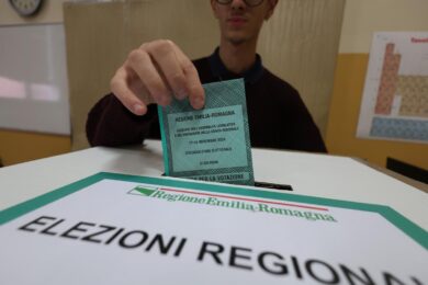Calabria, elettori al voto il 5 e 6 ottobre – Regionali caos, si vota ogni settimana, “Meloni chieda election day”