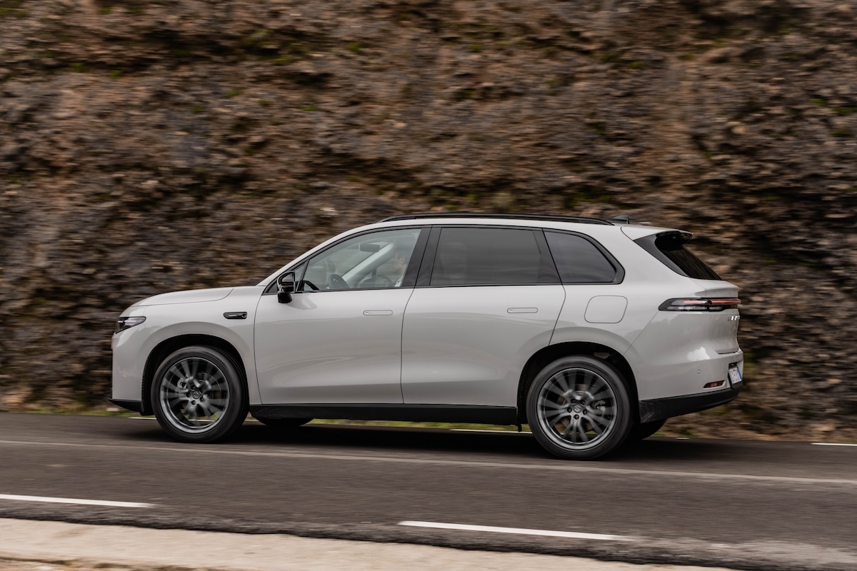 Leapmotor C10, il SUV elettrico familiare con tecnologia Stellantis