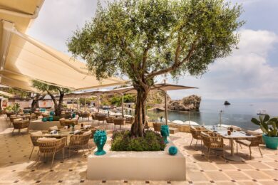 Garage Italia porta la 500 Spiaggina Volare nell’estate di Taormina