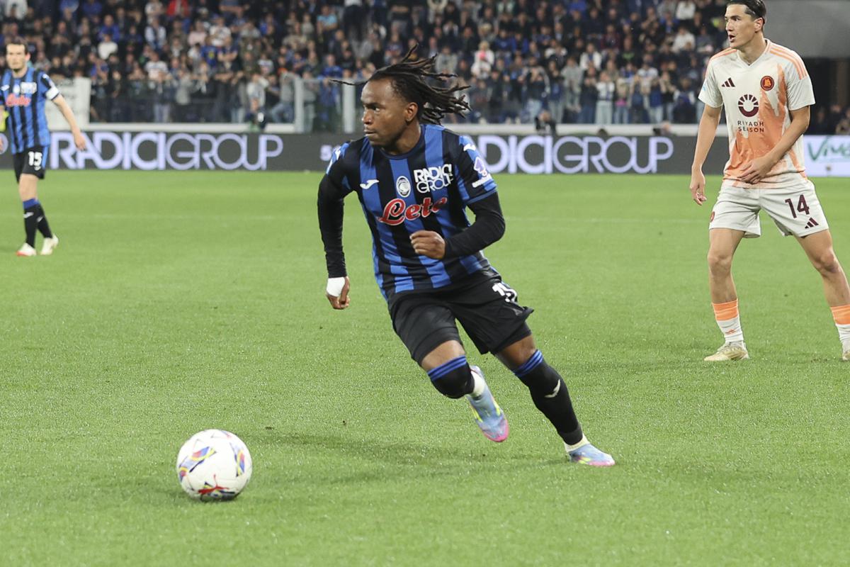 Calciomercato Inter-Lookman-Atalanta: ‘ambasciatori’ in Italia, lo spettro di Nusa su Ademola (e Akliouche che strega i nerazzurri) – L’intrigo Calciomercato Inter-Lookman-Atalanta: ‘ambasciatori’ in Italia, lo spettro di Nusa su Ademola (e Akliouche che strega i nerazzurri) – L’intrigo
