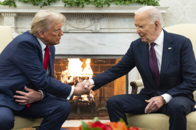 Clamorosa gaffe di Trump, non starà mica diventando come Biden? Guarda e ascolta…