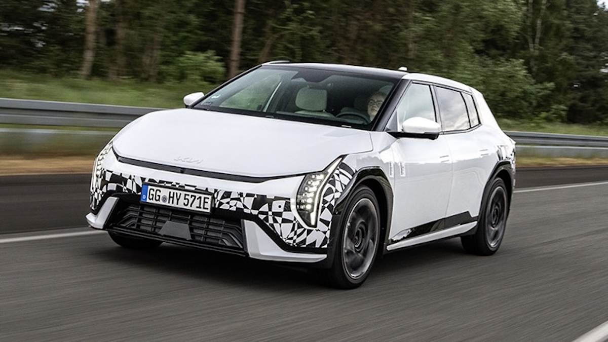 Kia EV4 debutta in Europa: tecnologia ADAS avanzata e design innovativo Kia EV4 debutta in Europa: tecnologia ADAS avanzata e design innovativo