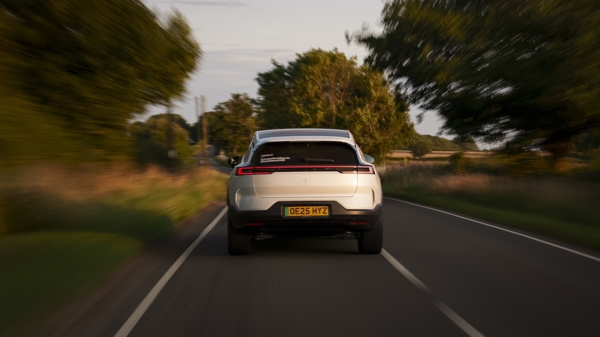 Polestar 3 percorre 935 km con una sola ricarica: è record