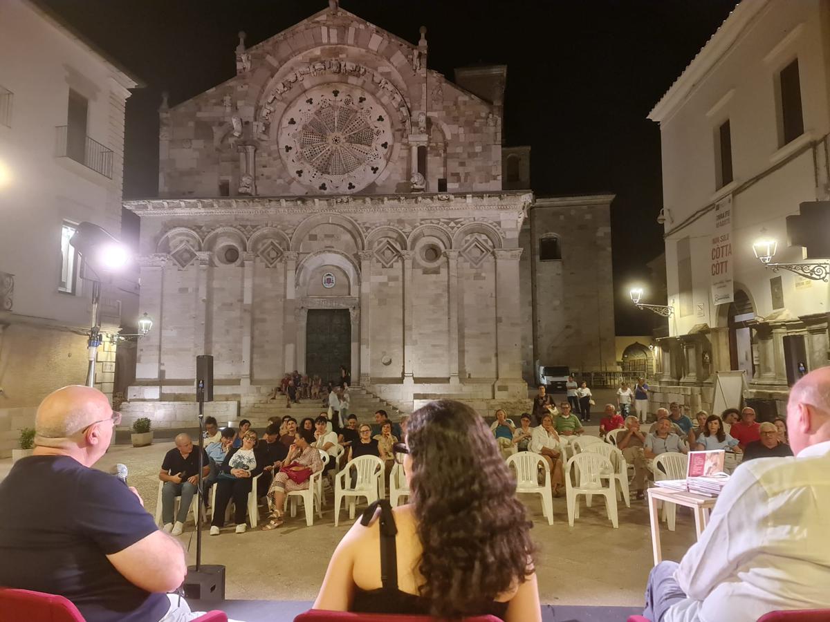 L’illusione diventa realtà la fiaba moderna di Benedetta Gelormini L’illusione diventa realtà la fiaba moderna di Benedetta Gelormini