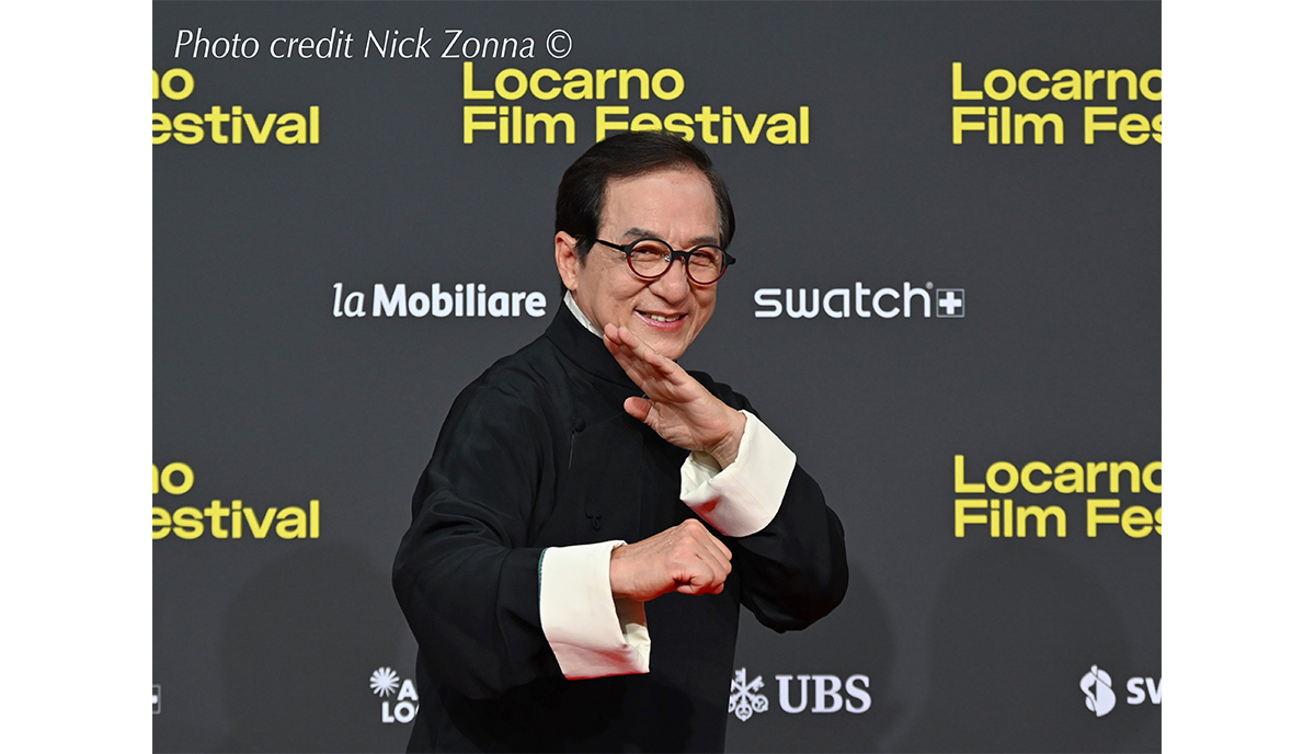 Jackie Chan riceve Pardo alla Carriera al Locarno78 Jackie Chan riceve Pardo alla Carriera al Locarno78
