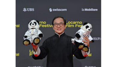 Jackie Chan  riceve Pardo alla Carriera al Locarno78
