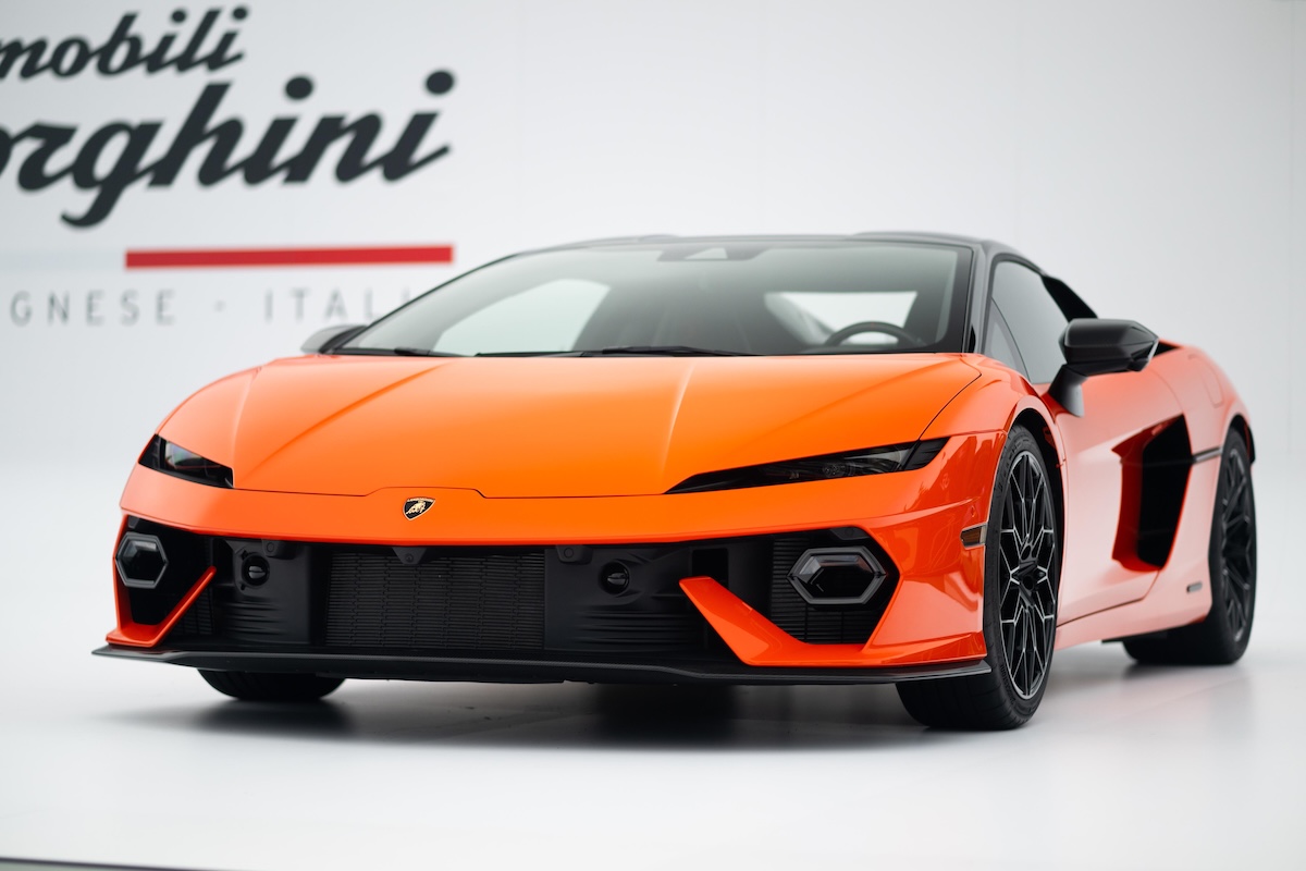 Nuova Lamborghini Fenomeno: potenza ibrida da 1.080 cavalli