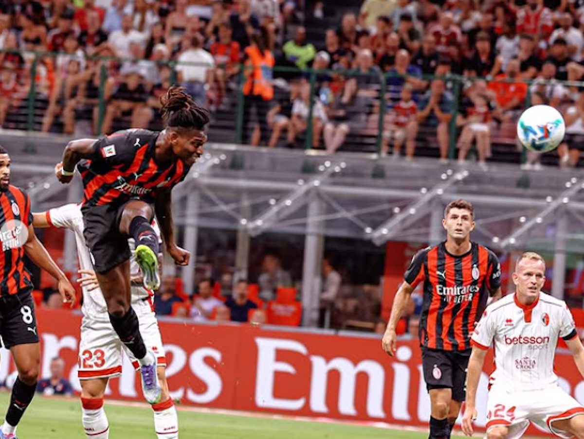 Ascolti tv, il Milan vince in Coppa Italia e batte anche Papaveri e Papere. La Corrida tallona Report Ascolti tv, il Milan vince in Coppa Italia e batte anche Papaveri e Papere. La Corrida tallona Report