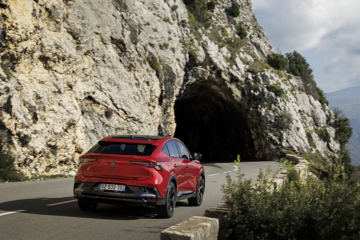 Renault Rafale: il  SUV coupé che sfida i premium europei