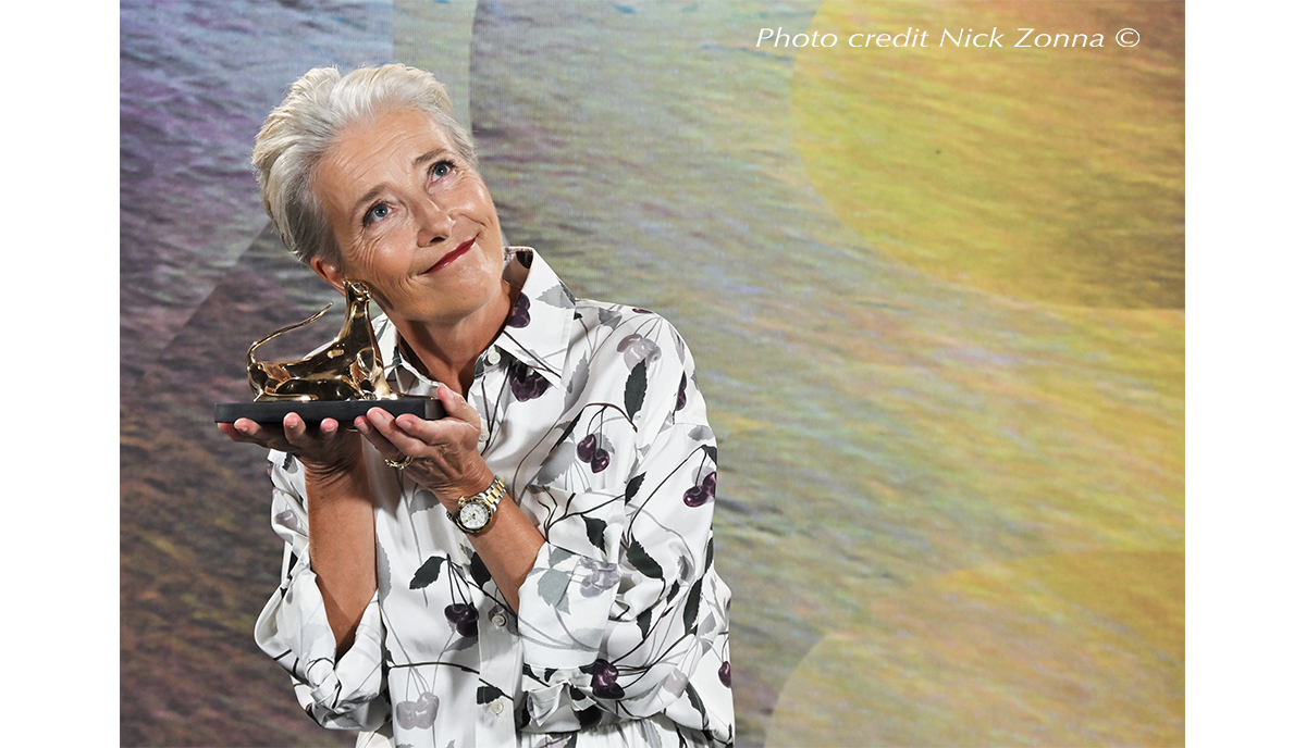 Emma Thompson riceve un reale Leopard Club Award al Locarno78 Emma Thompson riceve un reale Leopard Club Award al Locarno78