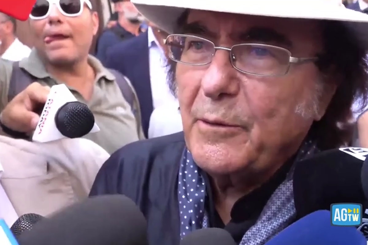 Al Bano commosso al funerale di Pippo Baudo a Militello: “Eravamo fratelli da madri diverse” Al Bano commosso al funerale di Pippo Baudo a Militello: “Eravamo fratelli da madri diverse”