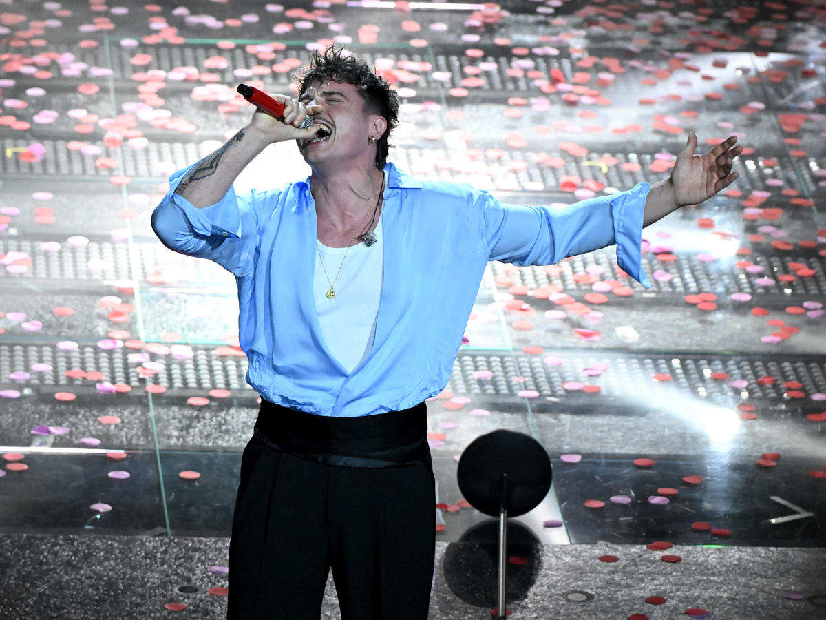 Grande Fratello, le indiscrezioni sul cast: Simona Ventura ha contattato la ex di uno dei protagonisti di Sanremo Grande Fratello, le indiscrezioni sul cast: Simona Ventura ha contattato la ex di uno dei protagonisti di Sanremo