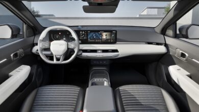 Dalla Slovacchia il futuro elettrico di Kia: al via la produzione di EV4