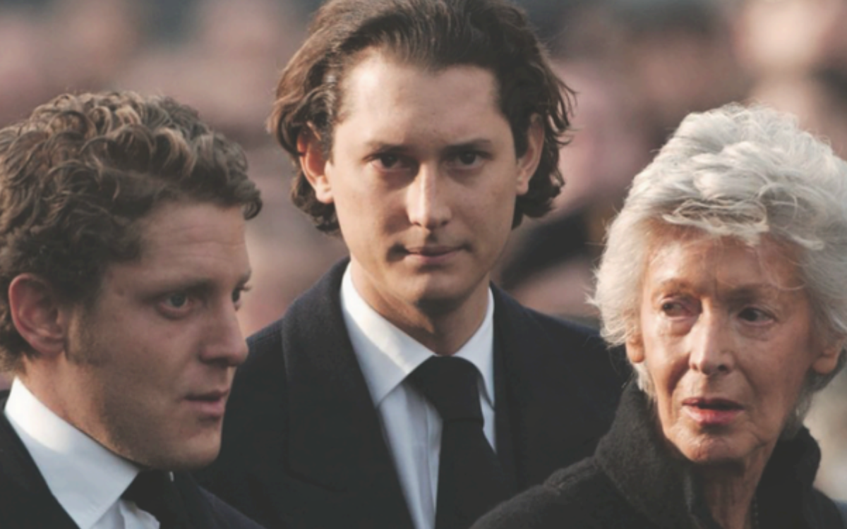 “Alto Tradimento”, Bonazzi svela la fuga degli Agnelli-Elkann: il 24 agosto la presentazione del libro-inchiesta a Forte dei Marmi “Alto Tradimento”, Bonazzi svela la fuga degli Agnelli-Elkann: il 24 agosto la presentazione del libro-inchiesta a Forte dei Marmi