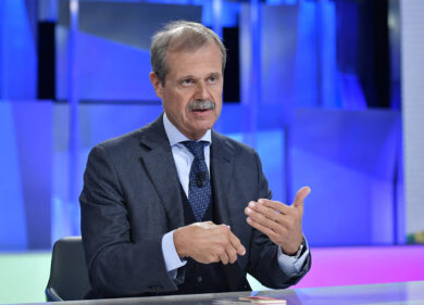 Medio Oriente, parla Massolo (Mundys): “Netanyahu punta al Grande Israele. Cisgiordania sotto annessione di fatto, ma non diventerà una nuova Gaza”