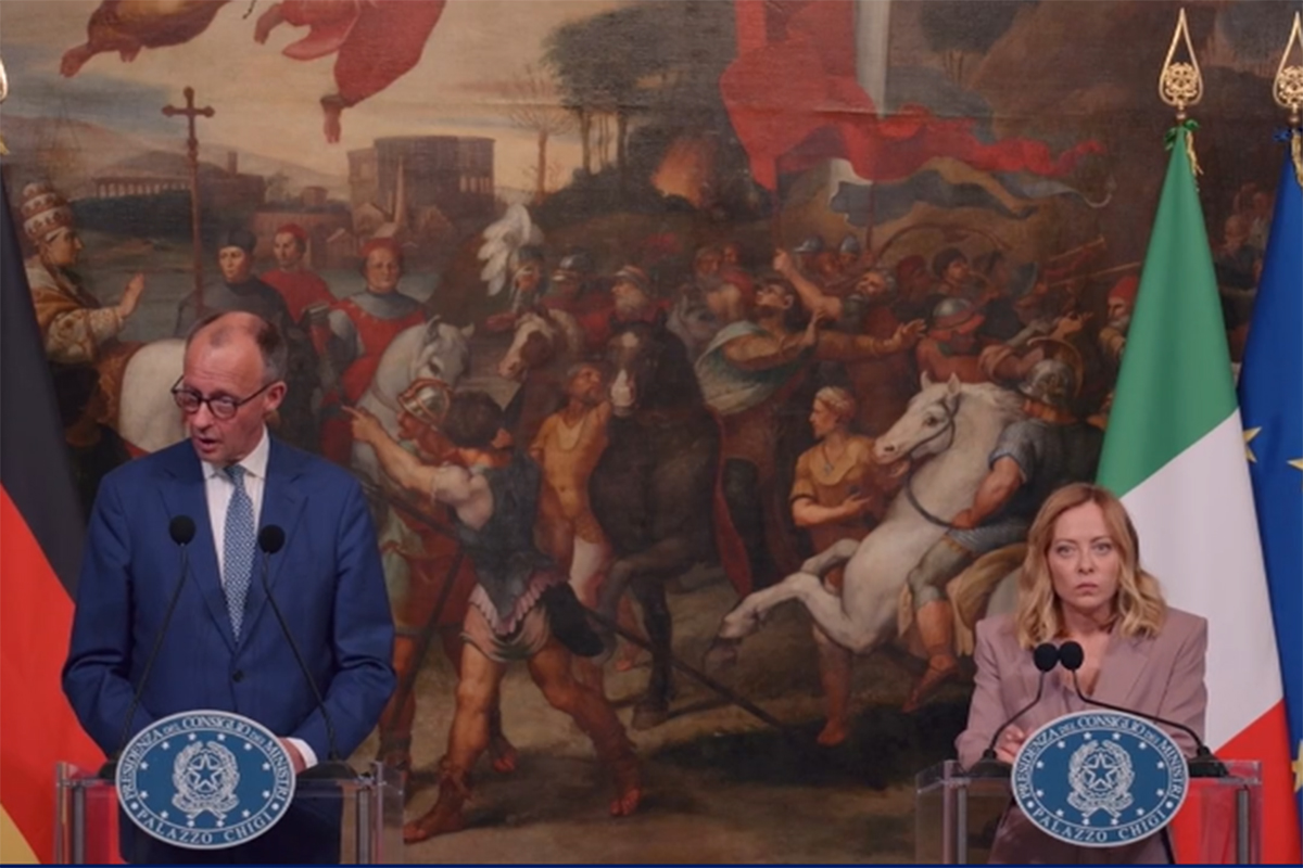 Meloni e Merz sempre più vicini. Asse Italia-Germania dal Medio Oriente ai dazi Usa. Europeisti ma amici di Trump Meloni e Merz sempre più vicini. Asse Italia-Germania dal Medio Oriente ai dazi Usa. Europeisti ma amici di Trump