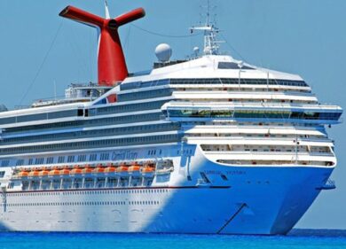 Ponza, avaria per la nave “Msc World Europa” al largo dell’isola. “Problema elettrico ai motori”