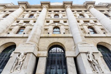 Borsa, giornata nera per Piazza Affari: titoli bancari in forte calo. E gli energetici… Che cosa temono gli investitori