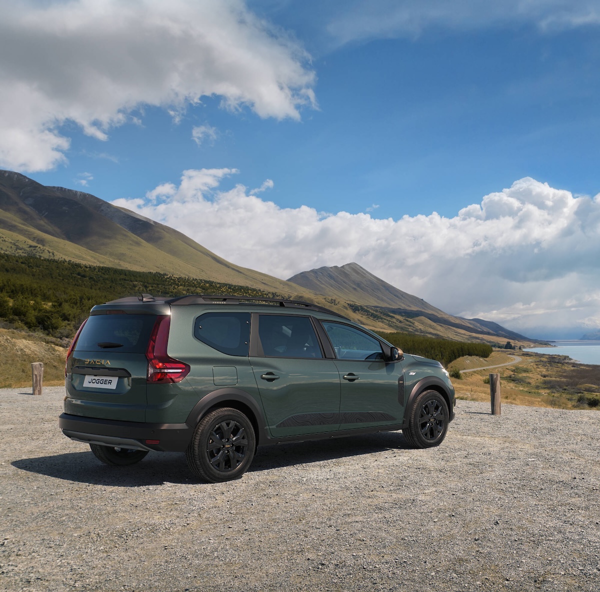 Dacia Jogger, il family car versatile per viaggi e vita quotidiana Dacia Jogger, il family car versatile per viaggi e vita quotidiana
