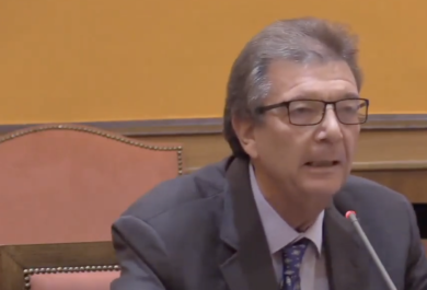 “Togliete l’amicizia su Facebook agli ebrei”, la proposta choc di un professore di Palermo per fermare l’olocausto palestinese