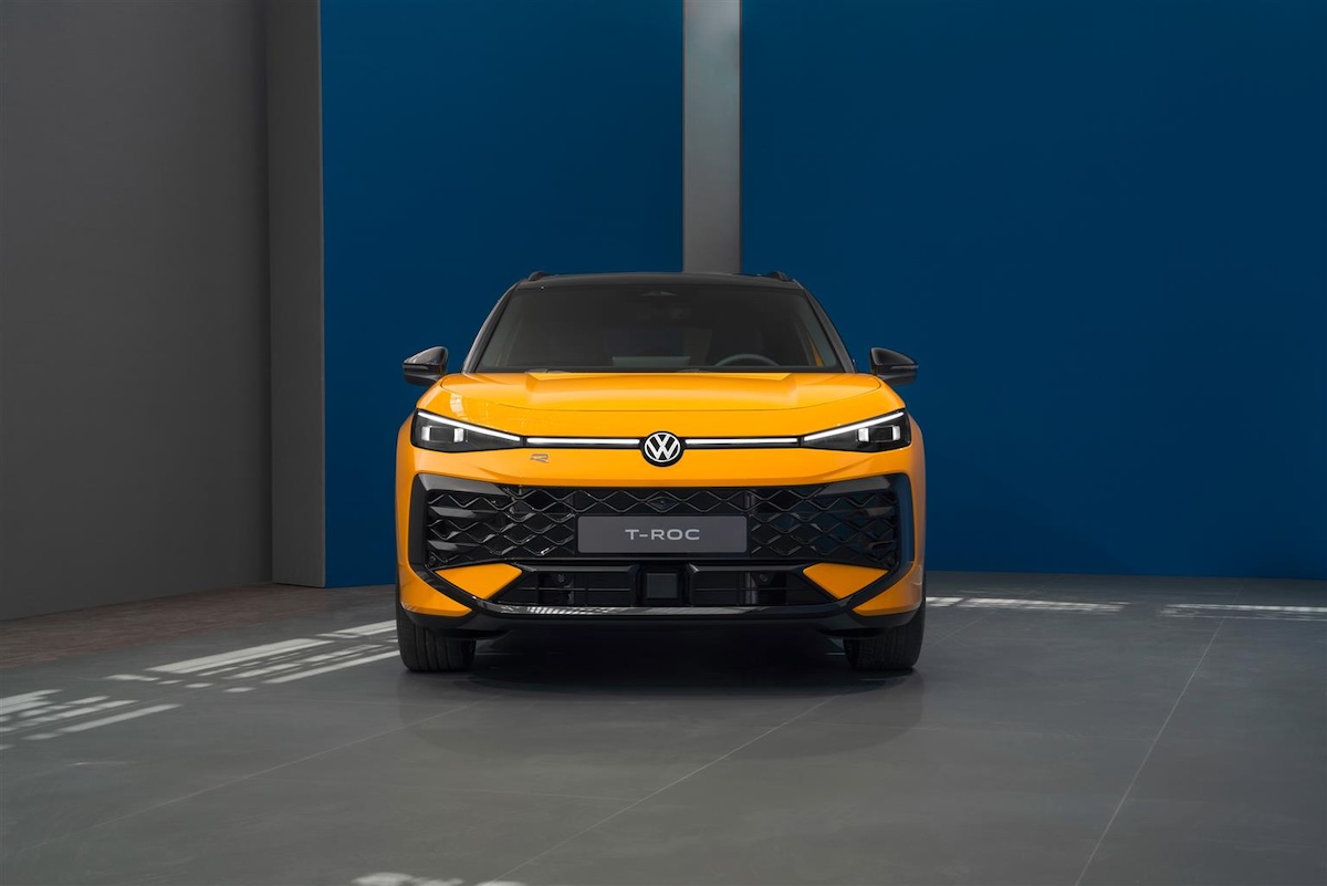 Nuova Volkswagen T-Roc 2025: la rivoluzione del SUV compatto Nuova Volkswagen T-Roc 2025: la rivoluzione del SUV compatto