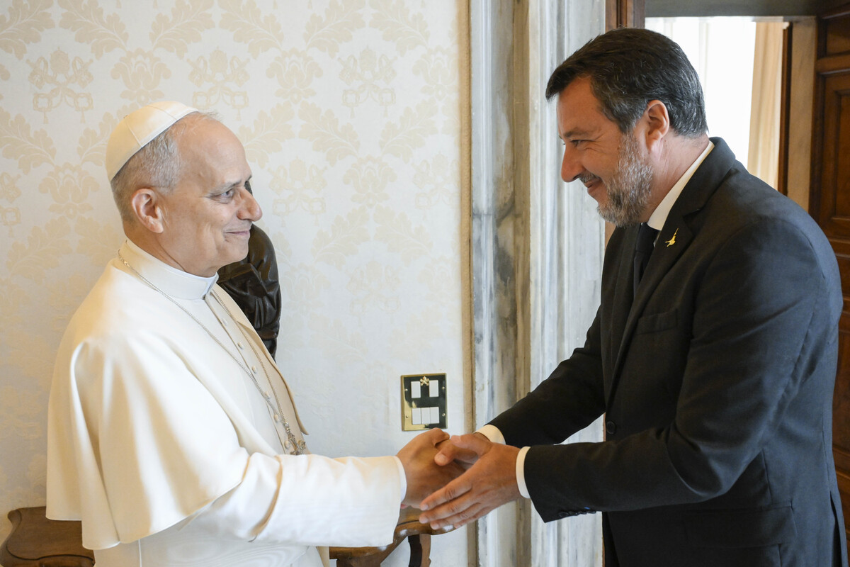 Salvini dal Papa: ricerca della “pace giusta” non solo in Medio Oriente e in Ucraina e piena sintonia sui temi etici. Inside Salvini dal Papa: ricerca della “pace giusta” non solo in Medio Oriente e in Ucraina e piena sintonia sui temi etici. Inside