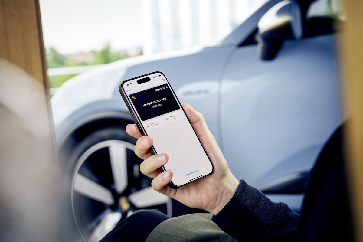 Nuova Porsche Macan elettrica 2025: tutte le novità tra tecnologia e comfort