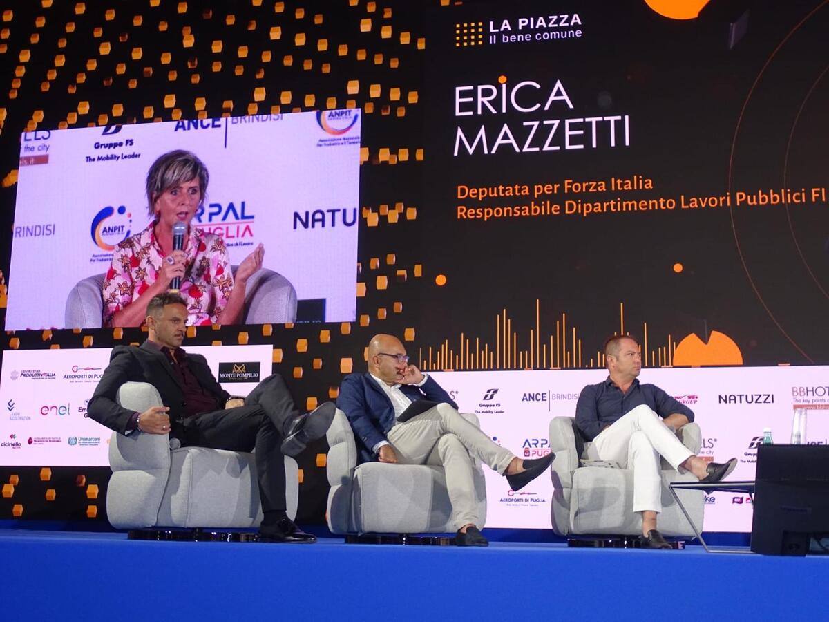 La Piazza 2025, tutto pronto per la seconda giornata della kermesse di Affaritaliani: il programma di venerdì 29 agosto La Piazza 2025, tutto pronto per la seconda giornata della kermesse di Affaritaliani: il programma di venerdì 29 agosto