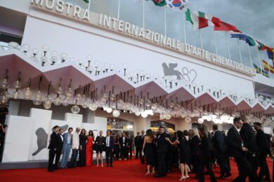 Long o short sulla guerra, non solo la finanza. Anche gli artisti sanno capitalizzare i conflitti in Ucraina e Israele