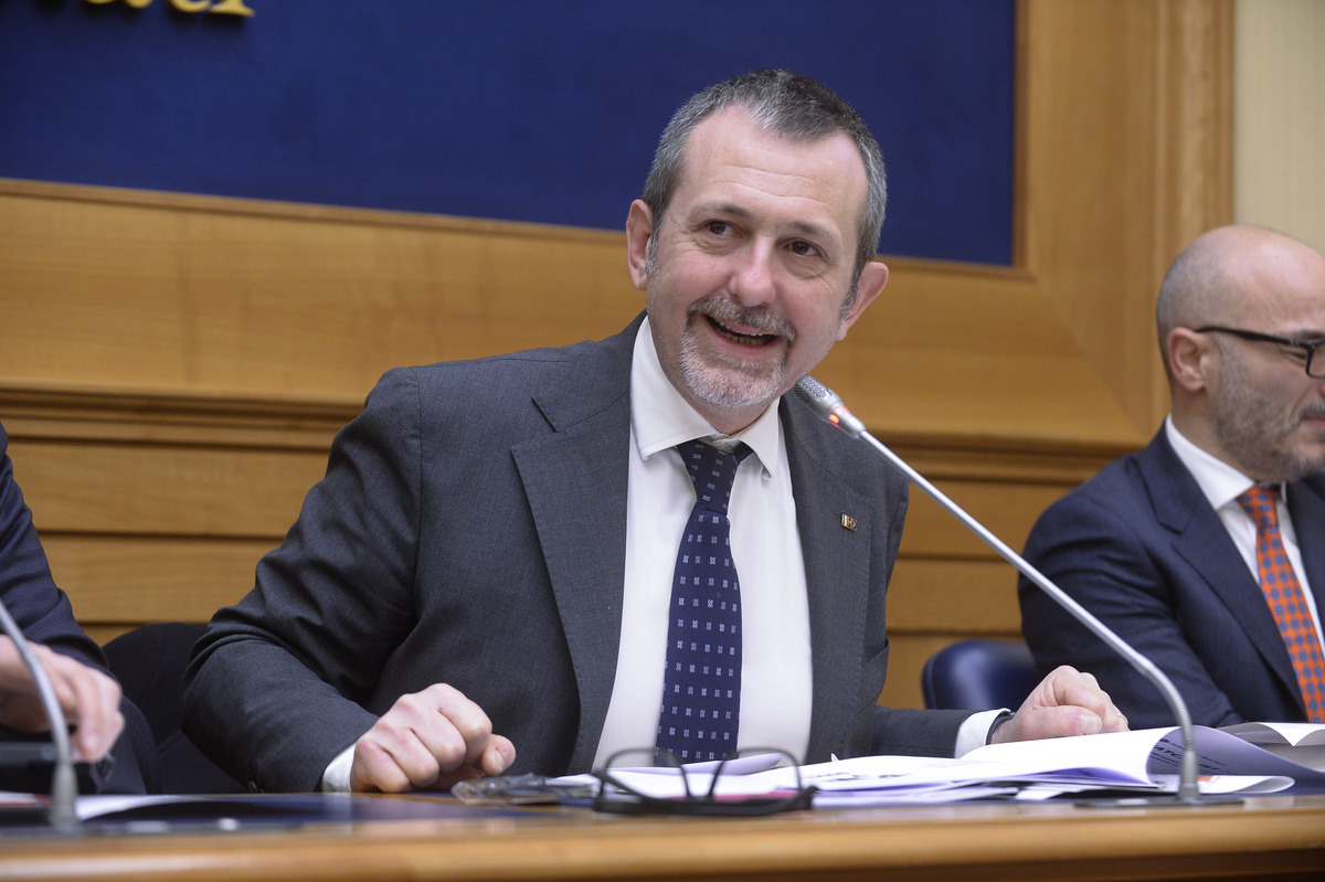 Giustizia, Delmastro: “La stragrande maggioranza della Magistratura è favorevole alla riforma. Archiviare questa brutta pagina della sua storia” Giustizia, Delmastro: “La stragrande maggioranza della Magistratura è favorevole alla riforma. Archiviare questa brutta pagina della sua storia”