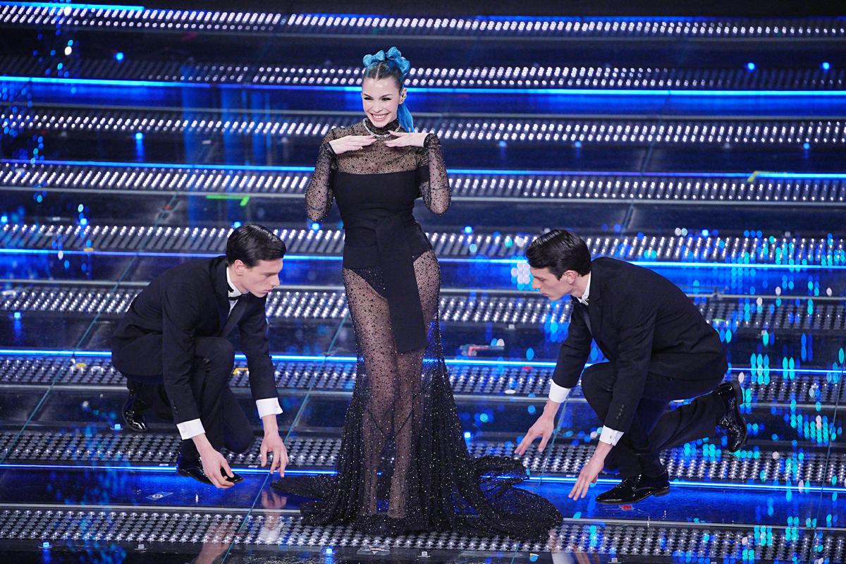 TIM Music Awards 2025, Rose Villain-Annalisa, Max Pezzali e… (quasi 40 star della musica) – Cantanti, dove vederlo in tv e quando TIM Music Awards 2025, Rose Villain-Annalisa, Max Pezzali e… (quasi 40 star della musica) – Cantanti, dove vederlo in tv e quando